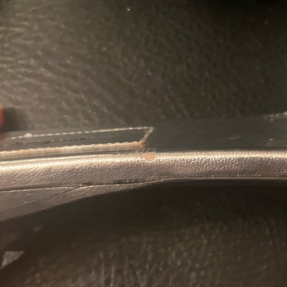 NWOT Salvatore Ferragamo Vicky Leather Sandal - Picture 12 of 12